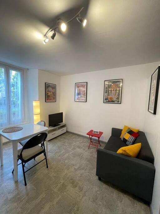 Apartment Rdc Parking Prive Gratuit